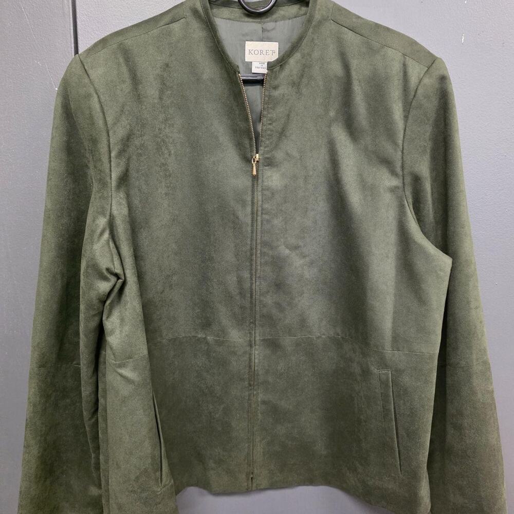 Koret Women's Green Zip up Jacket SZ 18 070